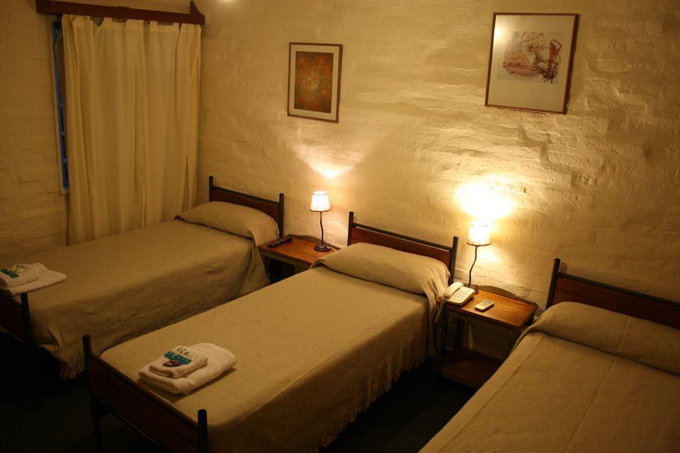 Hotel La Fundacion General Roca Ngoại thất bức ảnh