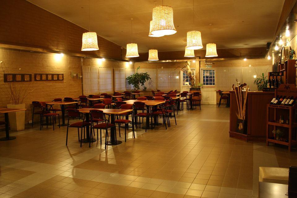 Hotel La Fundacion General Roca Ngoại thất bức ảnh