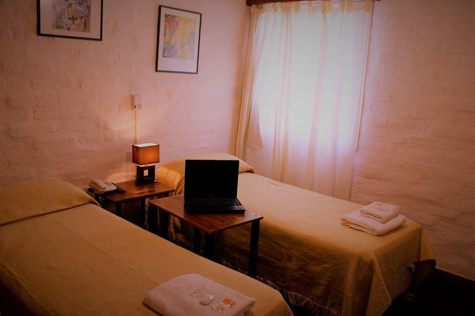 Hotel La Fundacion General Roca Ngoại thất bức ảnh